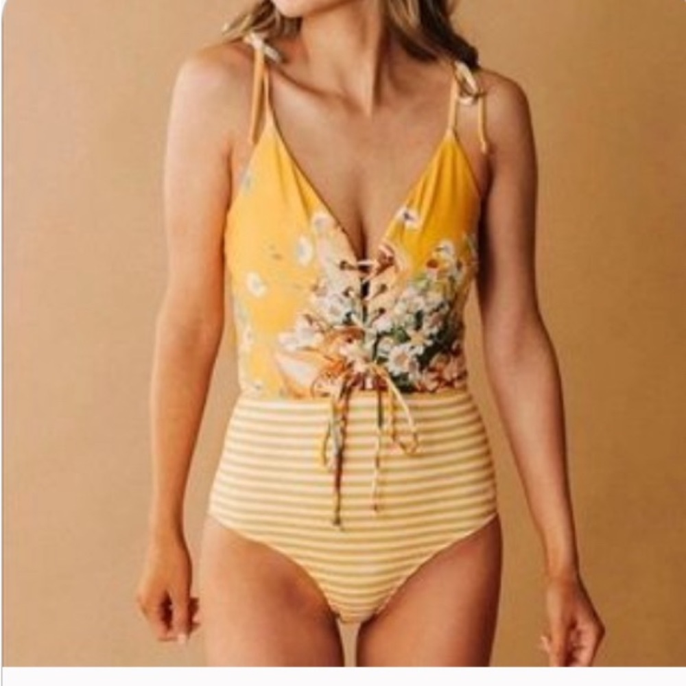 Albion Fit the Rachel One Piece swimsuit Large